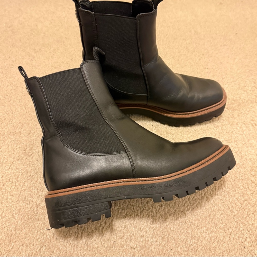 Black Chelsea Ankle Boots with Chunky Sole and Elastic Panels